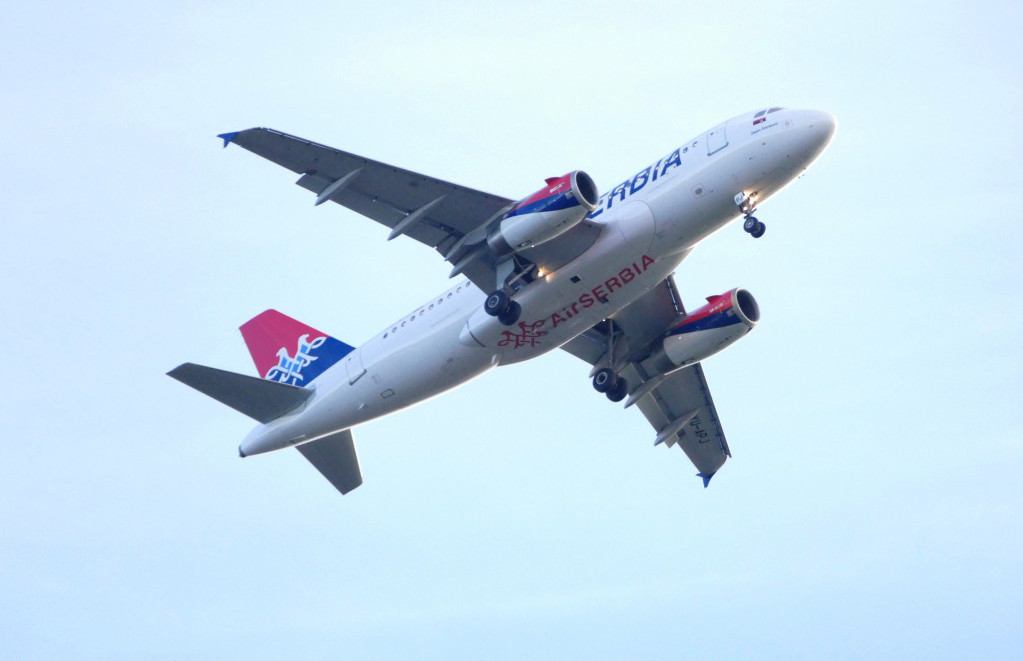 „Ер Србија“ во проблеми со авионите, „Туркиш ерлајнс“ е можен спас