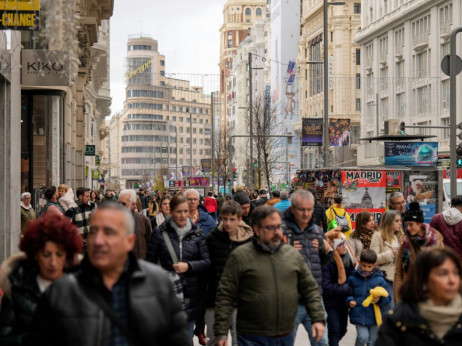 Шпанските штедачи незадоволни од банките - купуваат државни обврзници