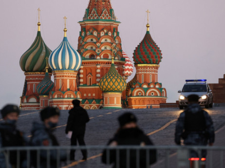 Русија преживеа година на санкции инвестирајќи како никогаш досега
