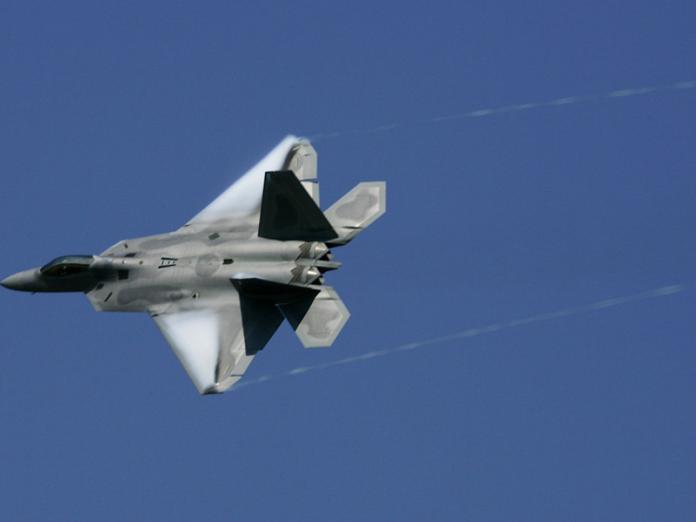 Во САД соборени четири летала за осум дена, јавноста се прашува што се случува