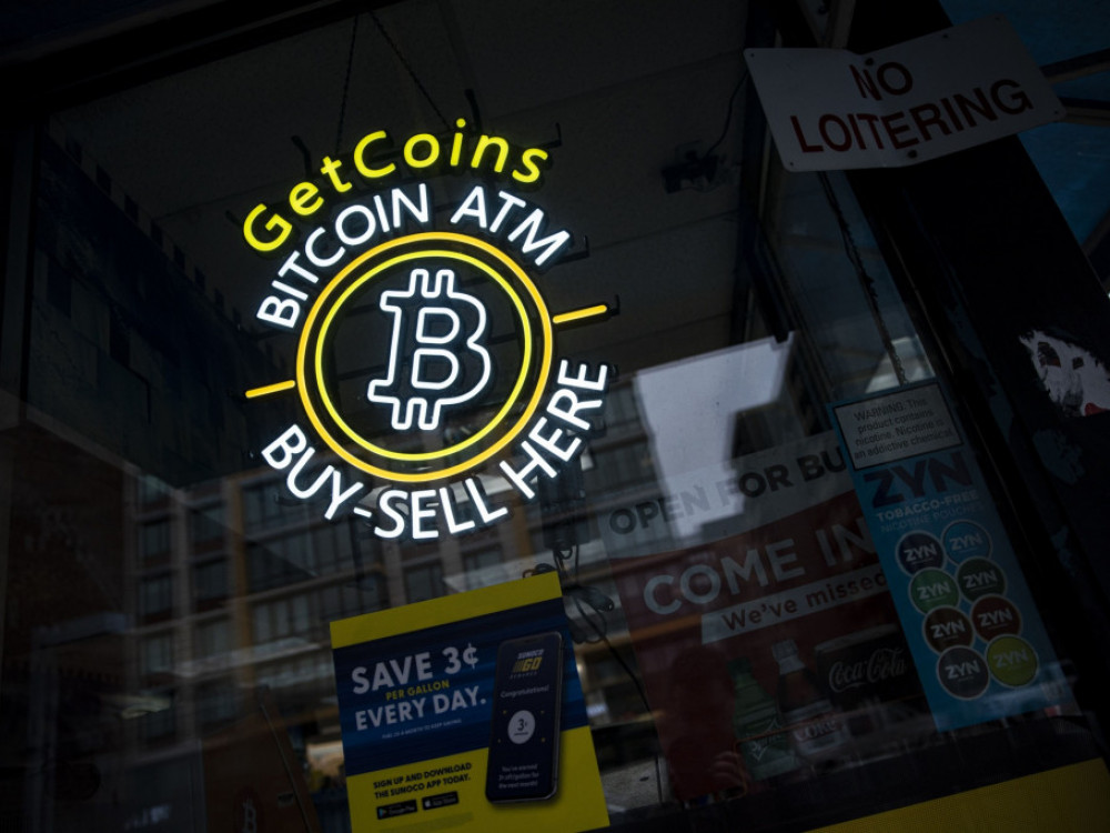 Биткоинот достигна 35.000 долари за прв пат од 2022 година