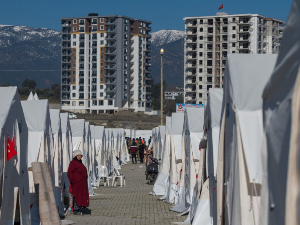 Турција привремено ги тргна ограничувањата за донации од банките