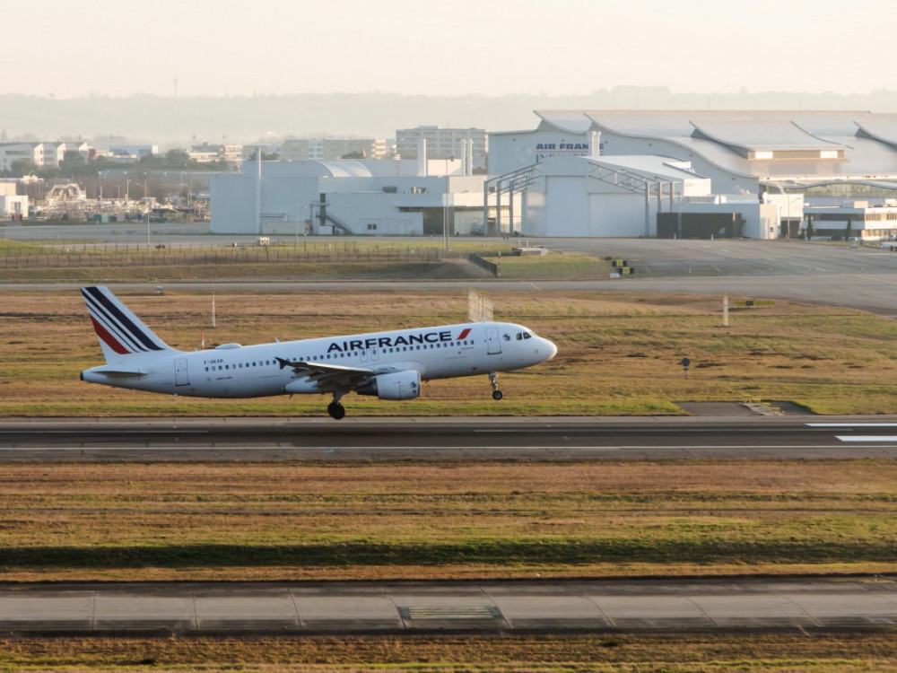 „Ер Франс“ излегува од пандемијата со поголем профит годинава