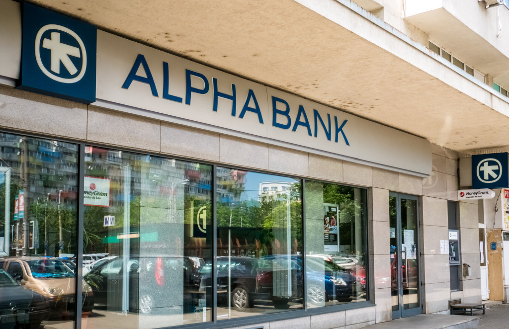 „УниКредит“ сака да го купи државниот удел во „Алфа банка“ од Грција