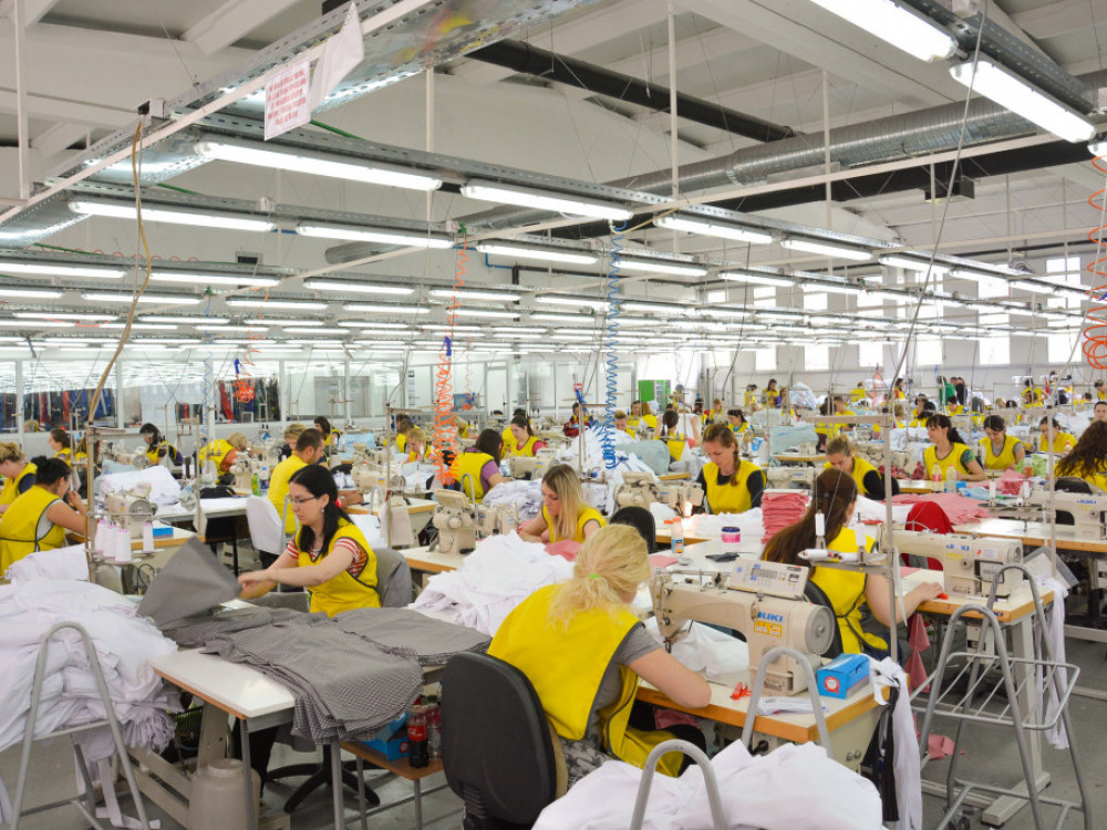 Реакции: Владата ќе поддржи раст на платите само во три сектори