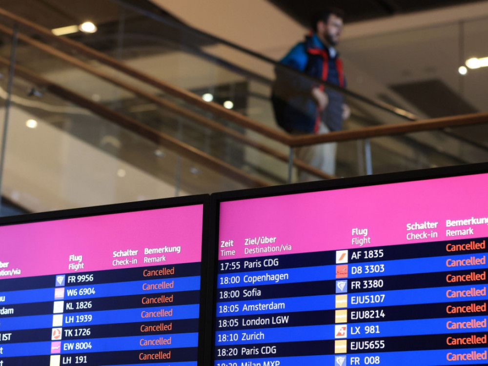 Во Германија откажани повеќе од 600 лета