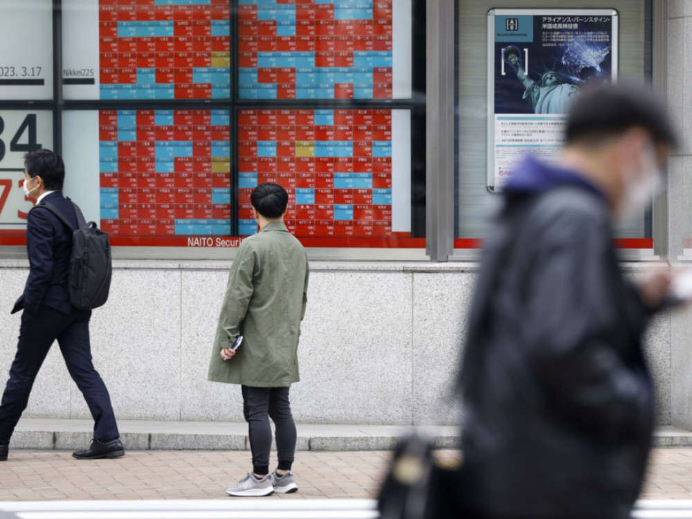 Берзанските индекси растат пред одлуката на ФЕД за каматите