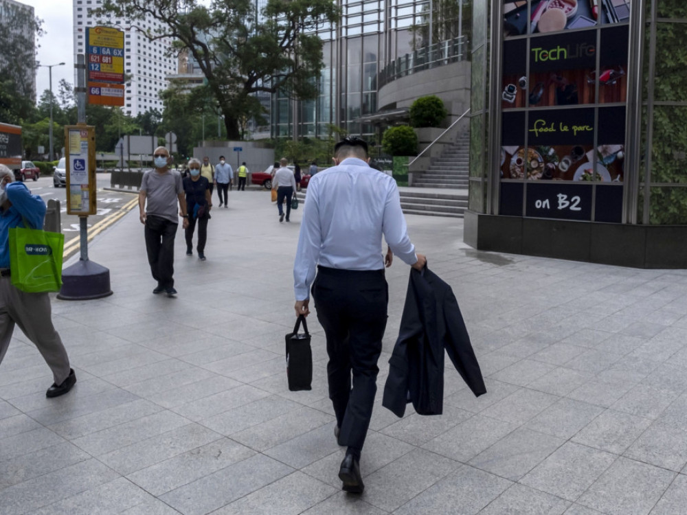 Претпазливо берзанско тргување во пресрет на новите економски податоци