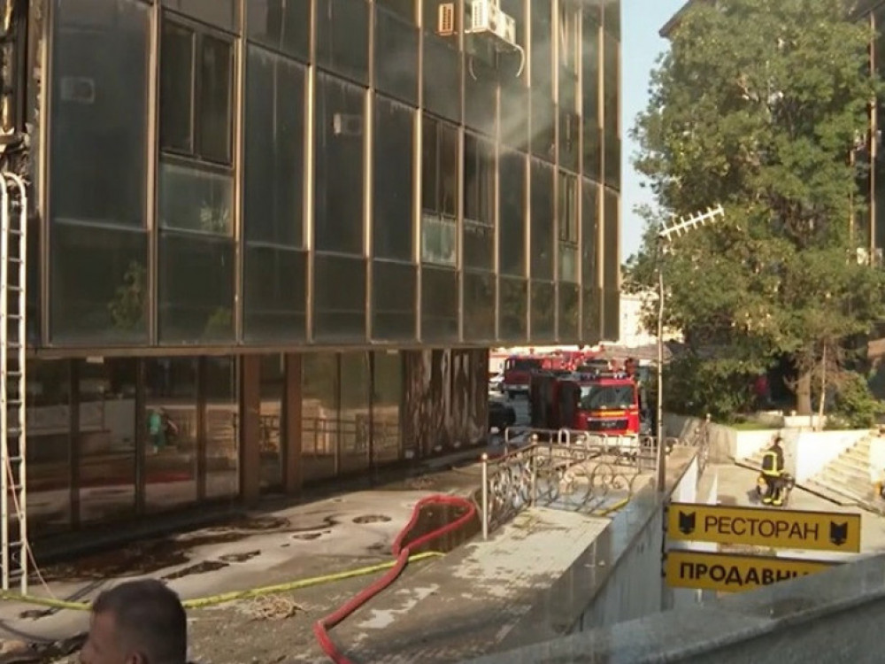 Владата ќе плати 6,5 милиони евра за поранешната зграда на Комерцијална банка