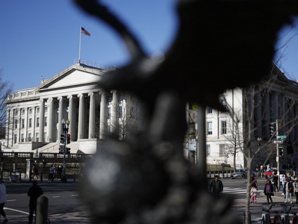 Прогноза на „Блумберг Адрија“: ФЕД ќе ја зголеми каматата за 25 базични поени