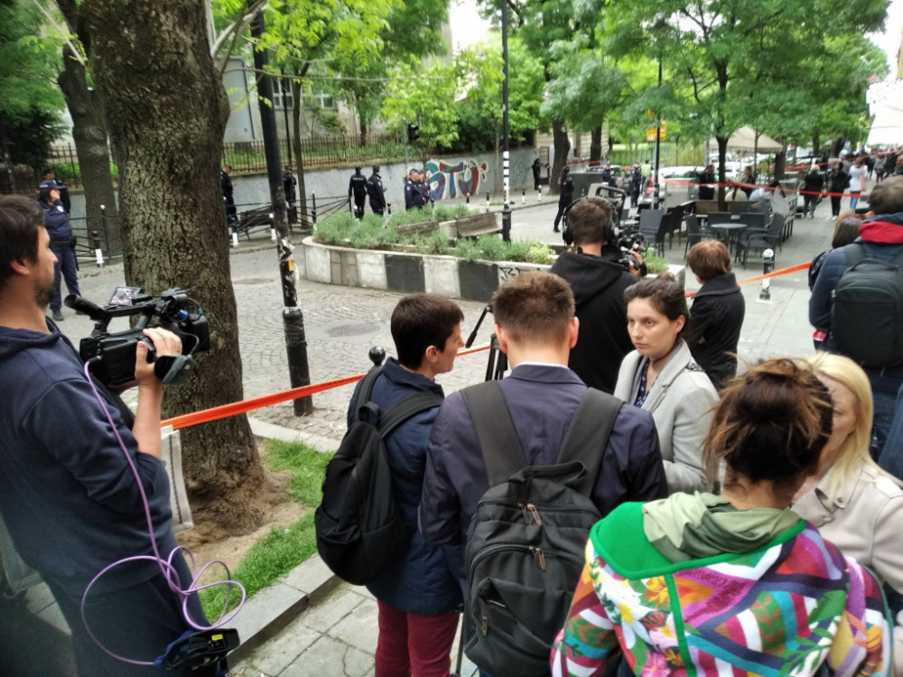 Масакр во училиште во Белград: Ученик уби осум деца и чувар