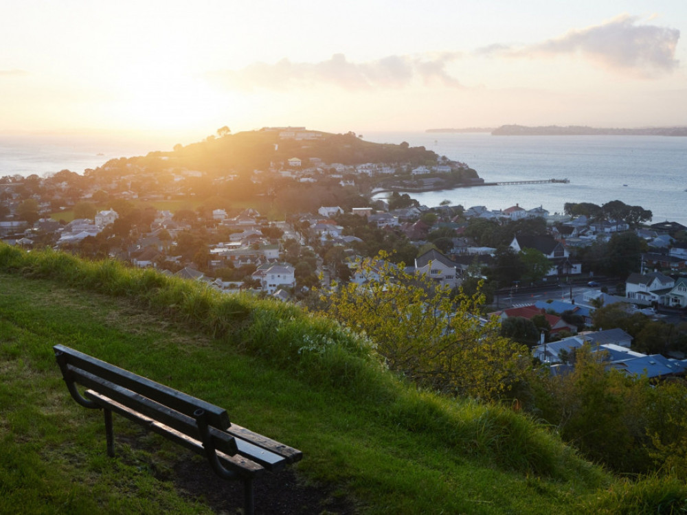 Глобалните цени на луксузните домови паднаа првпат од 2009 година