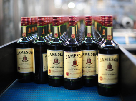 Производителот на вискито „џејмисон“ ќе прекине со работа во Русија