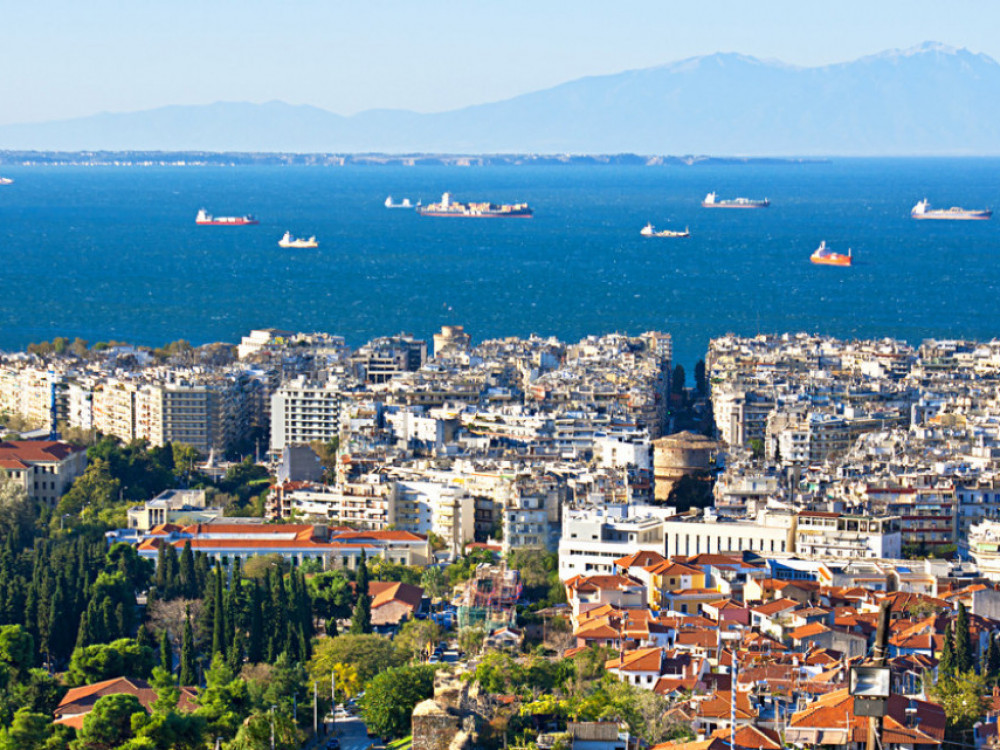 Грција ќе го подигне прагот за добивање златни визи во атрактивните области