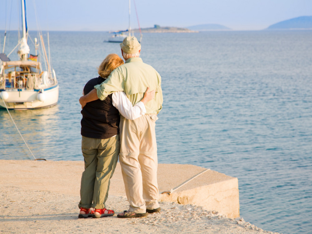 Словенечката Влада ветува минимална загарантирана пензија од 700 евра