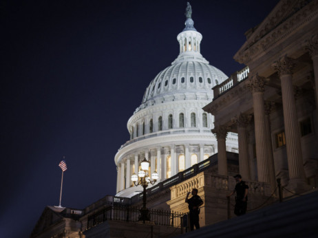 Крај на драмата: Сенатот на САД го одобри зголемувањето на прагот за долгот