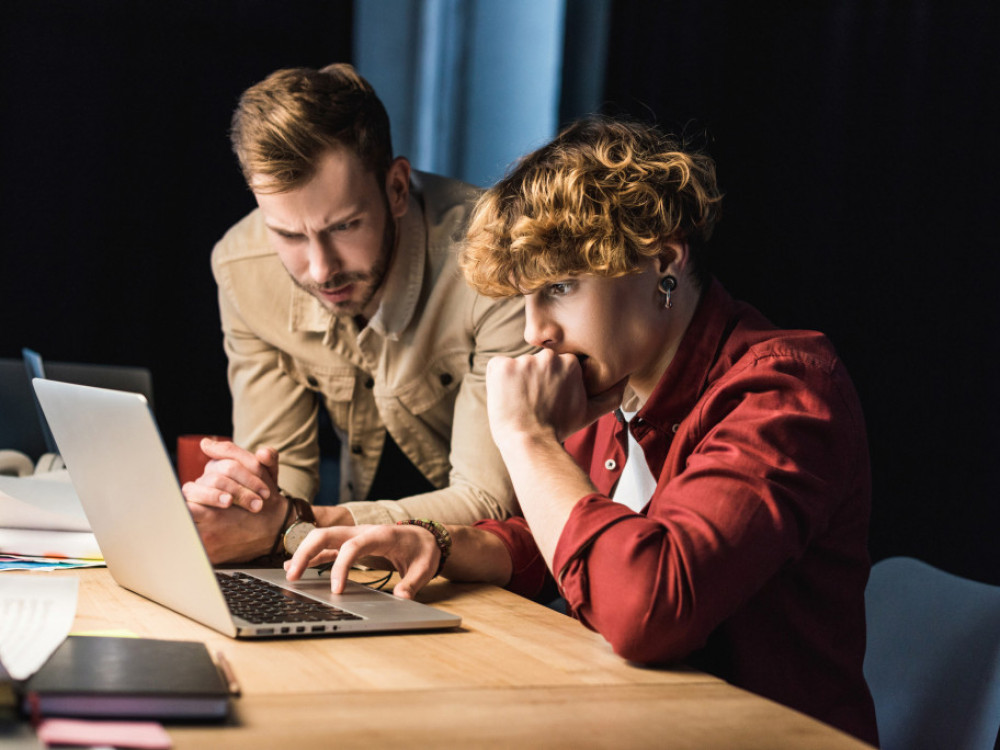 ВИ ќе ги врати помладите работници во канцеларија, вели шеф на ПвЦ