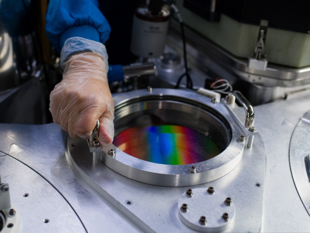 ЕУ и Јапонија заедно ќе го решаваат проблемот со недостигот на чипови