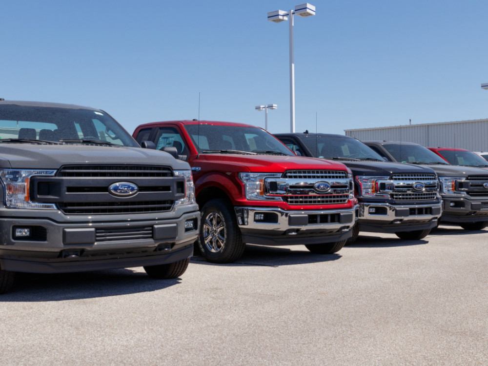 Царините на Трамп ќе му ја намалат добивката на „Форд“  за 1,5 милијарда долари