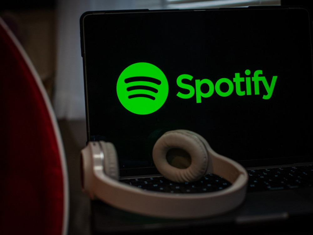 „Спотифај“ планира да ја зголеми месечната претплата за еден долар