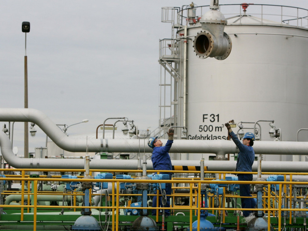 Заради дефект, намален е дотокот на нафта кон Германија