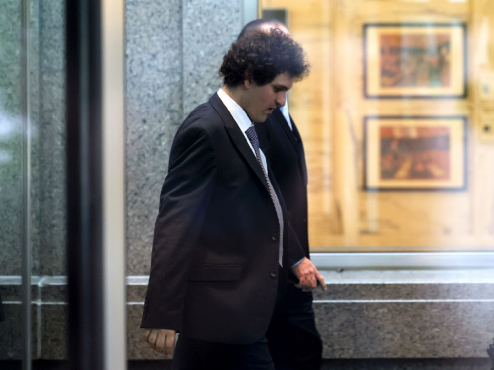 Криптомагнатот Сем Бенкмен-Фрид е во притвор