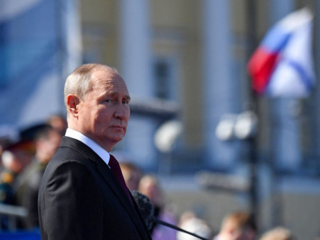 Путин бара контрола на одливот на капитал од Русија