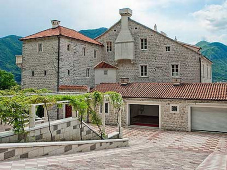 Автентичниот луксуз на црногорските вили привлекува инвеститори