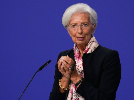 Лагард: ЕЦБ не разговара за намалување на каматните стапки