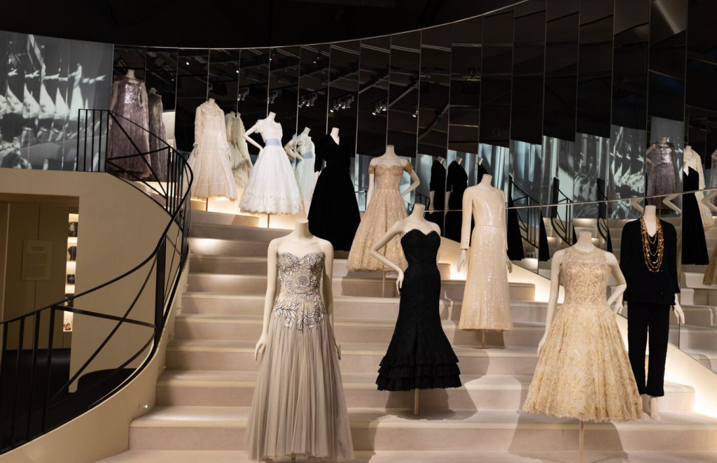 Ретроспективната изложба на Шанел на „ВиA“ покажува како костумот стана стилски симбол