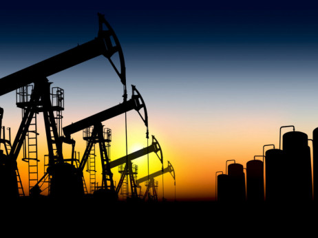 Цената на нафтата падна по најновата одлука на Фед
