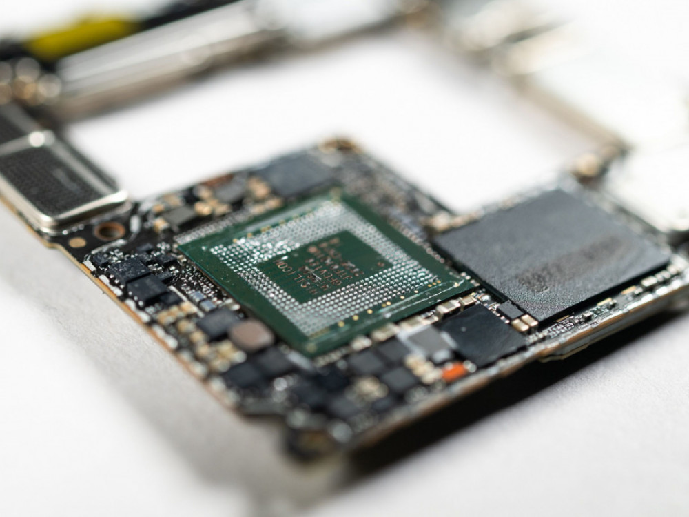 Новиот процесор на „Хуавеј“ што поддржува 5Г ја зголеми продажбата на телефони