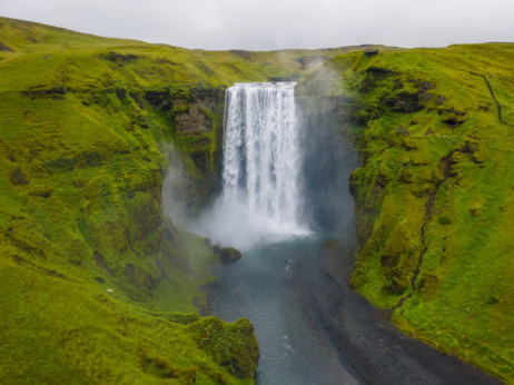 Туристичките посети на Исланд ќе станат поскапи