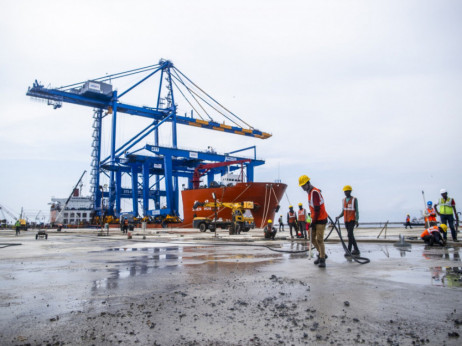 Новото мега пристаниште во Индија ќе ги привлече најголемите бродови во светот