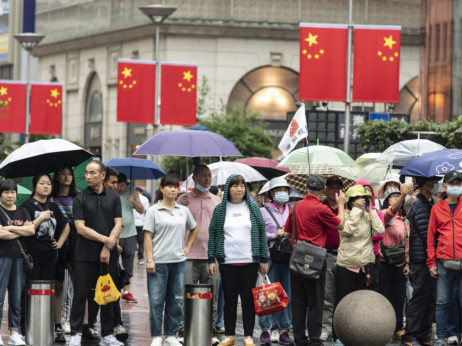 „Мудис“ го намали кредитниот рејтинг на Кина од стабилен на негативен