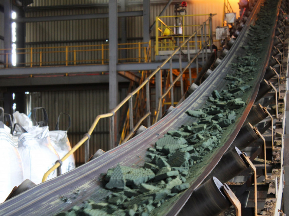 Кина продолжува да ги зголемува државните резерви на кобалт