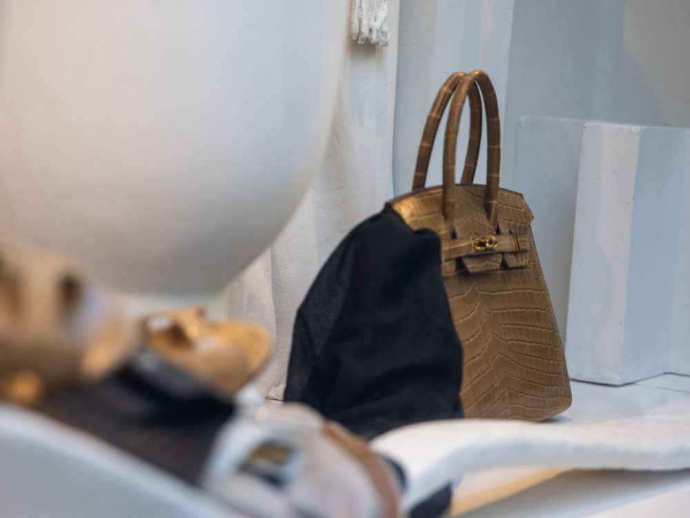 „Хермес“ доби тужба од купувачи зашто е премногу тешко да се купи чанта „биркин“