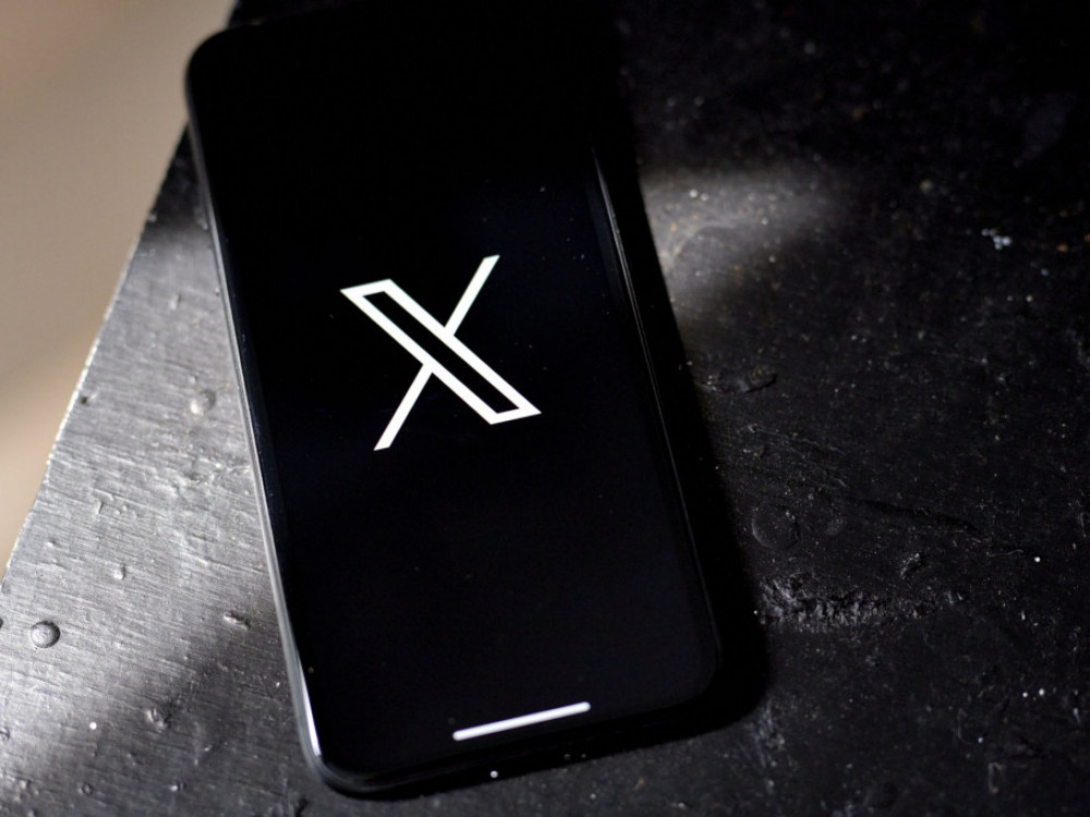 X вреди помалку од половина од цената што Маск ја плати за Твитер