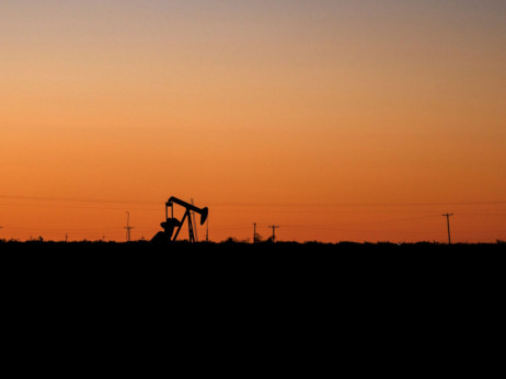 Раст на цената на нафтата по одлуката на Фед