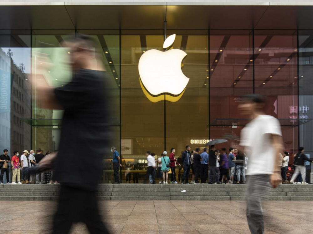 „Епл“ очекува празничниот квартал да биде полош поради Кина