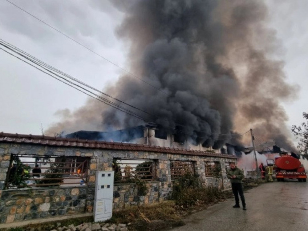 Пожарот ставен под контрола, воздухот во Тетово е загаден со отрови
