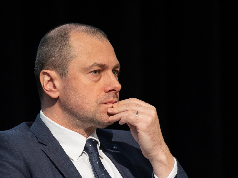 Бродњак до акционерите на НЛБ: „Не е потребно ние да ја преземеме банката“