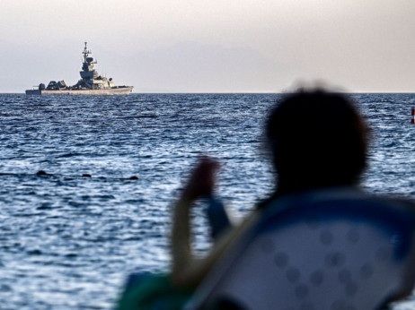 Иран испраќа воен брод во Црвеното Море откако САД потопија бродови на Хутите