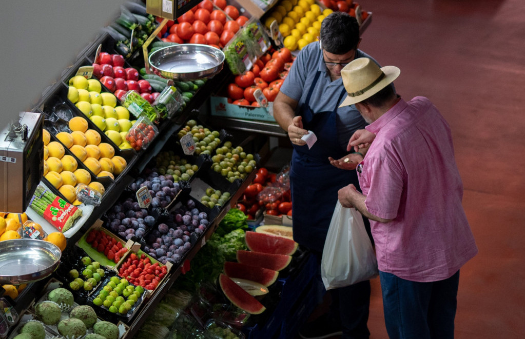 Глобалните цени на храната забележаа најголем годишен пад од 2015 година