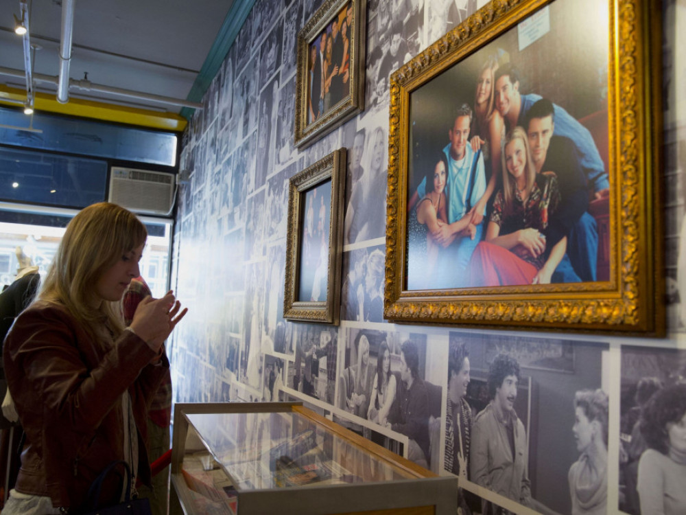 Серијата „Пријатели“: Како ѓубрето од канта се претвори во 28.864 фунти