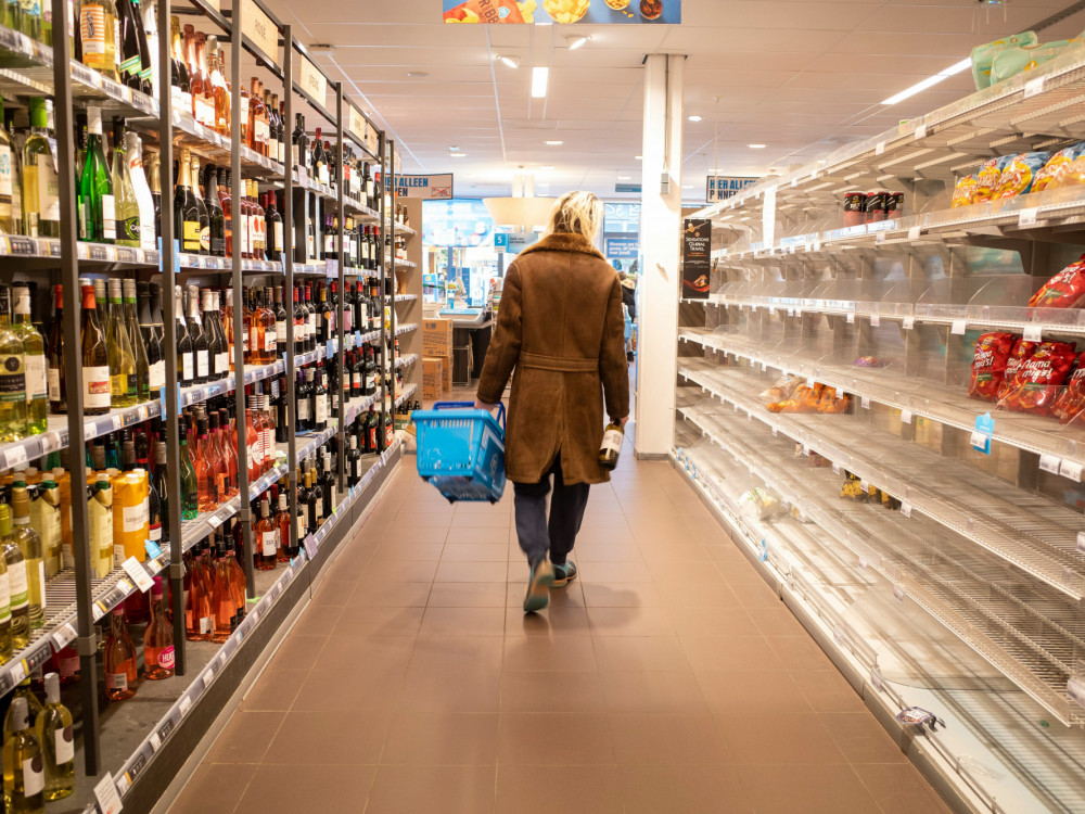 Сè уште далеку од целта: Тврдоглавата инфлација бара внимателност