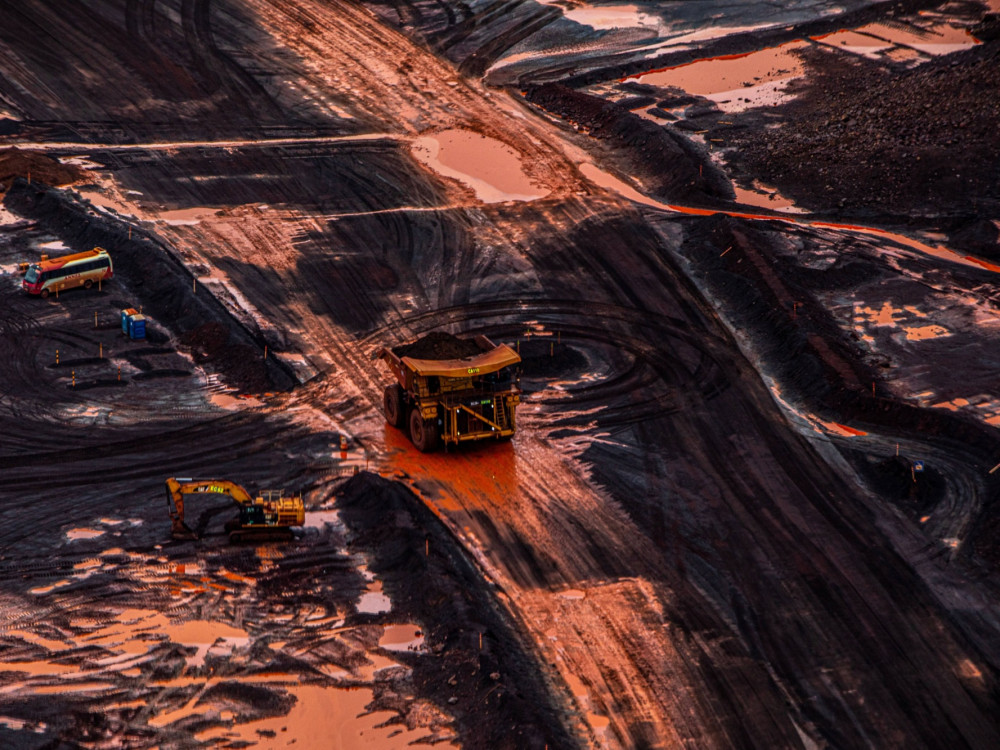 „Голдман“: Цените на суровините ќе растат поради пониските каматни стапки