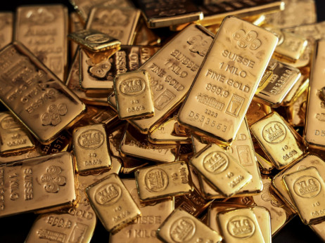 Златото урива рекорди, среброто најскапо во последните две години