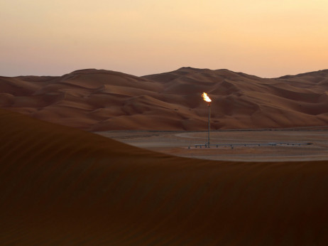 Нафтата без поголеми промени по иранскиот напад врз Израел