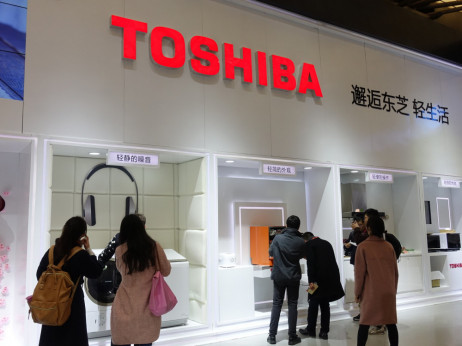 „Тошиба“ укинува 5.000 работни места во Јапонија